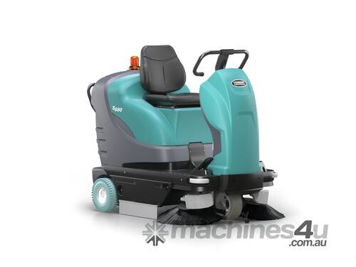 TENNANT - S680 Compact Battery Ride-On Sweeper