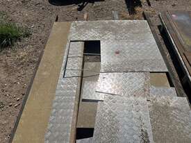 Aluminium Tread Plates - picture1' - Click to enlarge