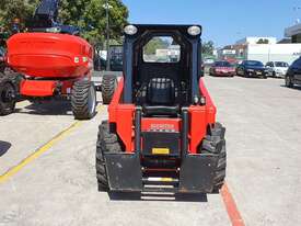 Manitou Skid Steer 612Kg ROC - 1340R + 4x1 bucket ** NEW ! Stock Clearance ** - picture0' - Click to enlarge