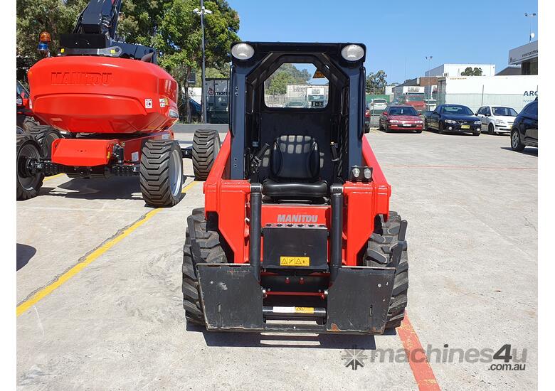 caption Manitou Skid Steer 612Kg ROC - 1340R + 4x1 bucket ** NEW ! Stock Clearance **