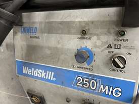 Cigweld WeldSkill 250 Mig Welder - picture1' - Click to enlarge