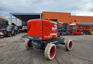 ACTIVE FORKLIFTS - 45ft Skyjack Articulated (knuckle) Boom Lift