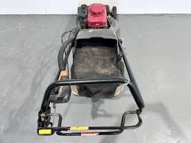 Honda HRU216 Push Mower - picture2' - Click to enlarge