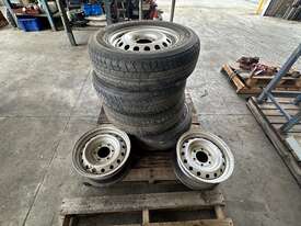 4 Ute Tyres & 2 Spare Rims - picture1' - Click to enlarge