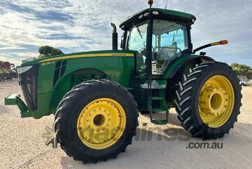John Deere 8235R CAB Tractor - FOR AUCTION!