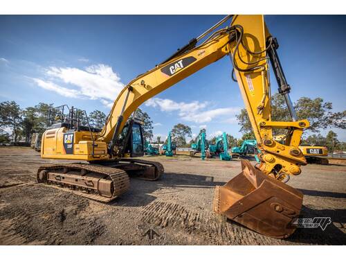CATERPILLAR 330FL EXCAVATOR