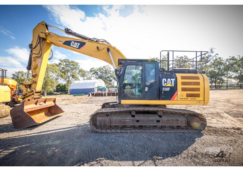 CATERPILLAR 330FL EXCAVATOR