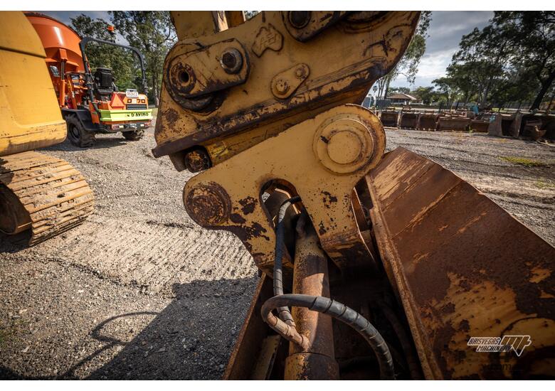 CATERPILLAR 330FL EXCAVATOR