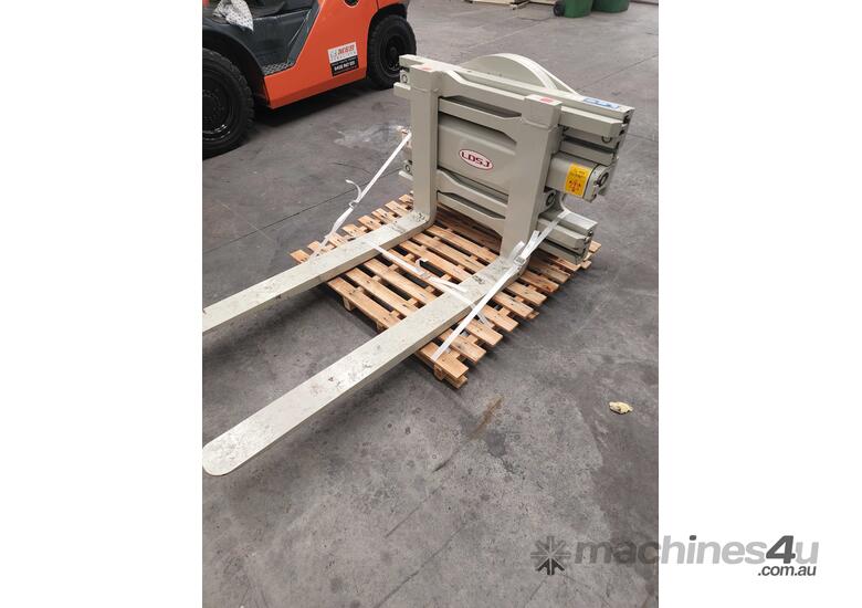 Forklift Rotating Clamp - Class 3 
