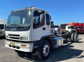 2006 Isuzu FVD950 LWB Cab Chassis Day Cab - picture1' - Click to enlarge
