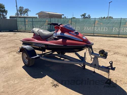 2001 SEA DOO BOMBARDIER JETSKI