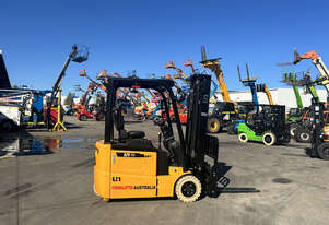 UN Forklift 1.8T: 3 Wheels, Reduced Noise & Low Maintenance!