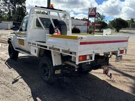 2011 TOYOTA LANDCRUISER WORKMATE UTE - picture2' - Click to enlarge