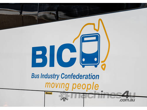 caption Irizar Volvo B8R I6 3700 Diesel