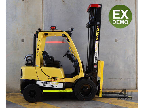 2.5T Counterbalance Forklift 