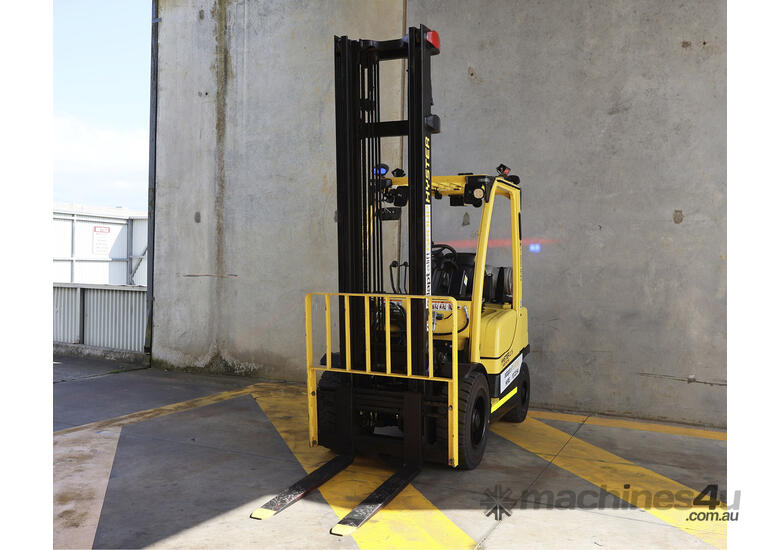2.5T Counterbalance Forklift 