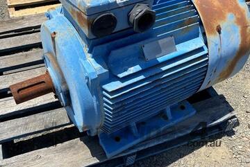 Motor Electric 90 kw 1440 rpm