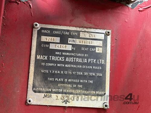 1985 Mack R 6x4   6x4 Prime Mover