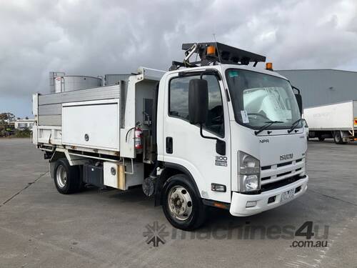 2014 Isuzu NPR 300 MWB Tipper