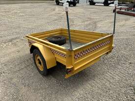 1977 Douglas Single Axle Box Trailer (Council Asset) - picture2' - Click to enlarge