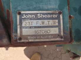 John Shearer Trashworker - picture2' - Click to enlarge