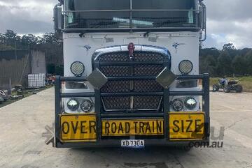 KENWORTH K200 BIG CAB 6X4 PRIME MOVER.