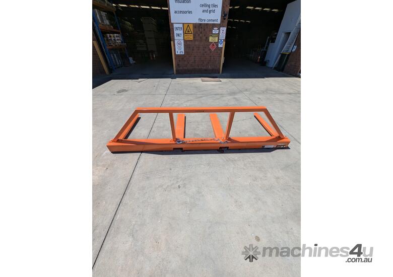 caption Forklift Spreader with Load Guard