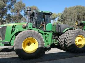 John Deere 9520R $WD Tractor - picture1' - Click to enlarge