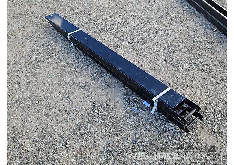 caption Unused Captok 7' Forklift Extension Tynes