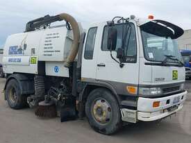 Hino FF - picture0' - Click to enlarge
