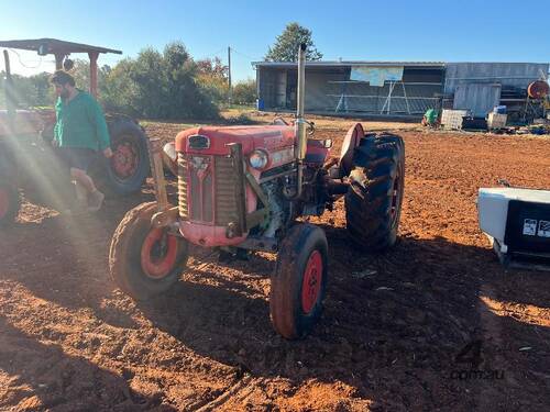 Massey Ferguson 65