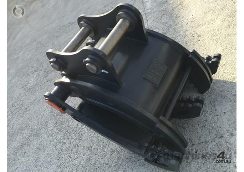 caption BETTA BILT BUCKETS 12 TONNE MANUAL GRABS