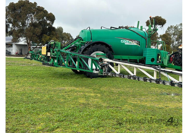 Goldacres Prairie Evolution Boom Spray Sprayer
