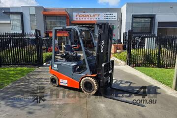 Toyota Forklift 1.8T Electric Container Mast - 2021 Battery (Unit#:U947)
