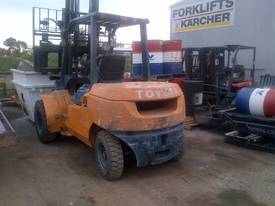 TOYOTA 3.5TON 4.5M LIFT HEIGHT, SIDE SHIFT DIESEL - picture2' - Click to enlarge