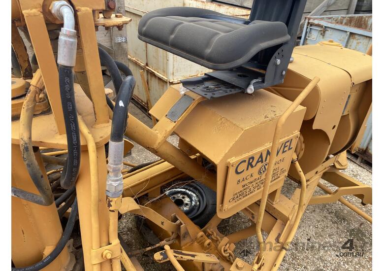 Cranvel Mini Backhoe