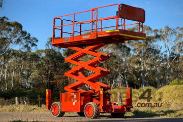 JLG 260 MRT Scissor Lift Access & Height Safety JLG 260 MRT Scissor Lift Access & Height Safety