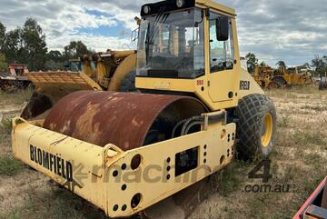 2008 BOMAG BW2110D-40 SMOOTH DRUM ROLLER