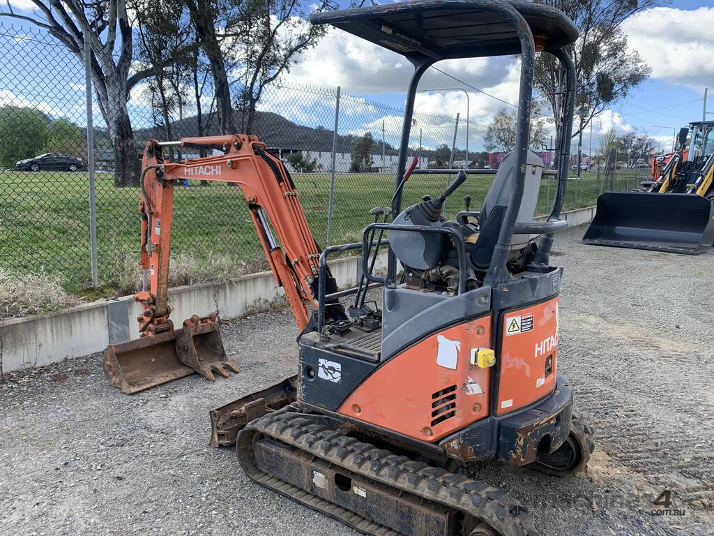 Used Hitachi ZX17 Mini Excavators (1165329)