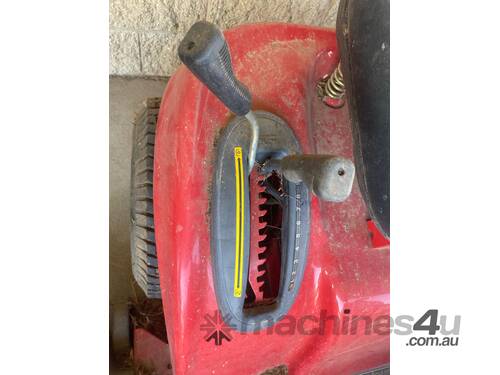 2012 Rover Raider 1438 Ride On Mower