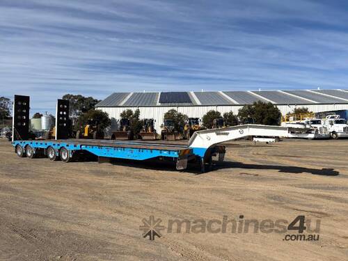 Drake 4x4 Low Loader Full Widener