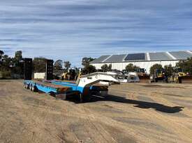 Drake 4x4 Low Loader Full Widener - picture1' - Click to enlarge