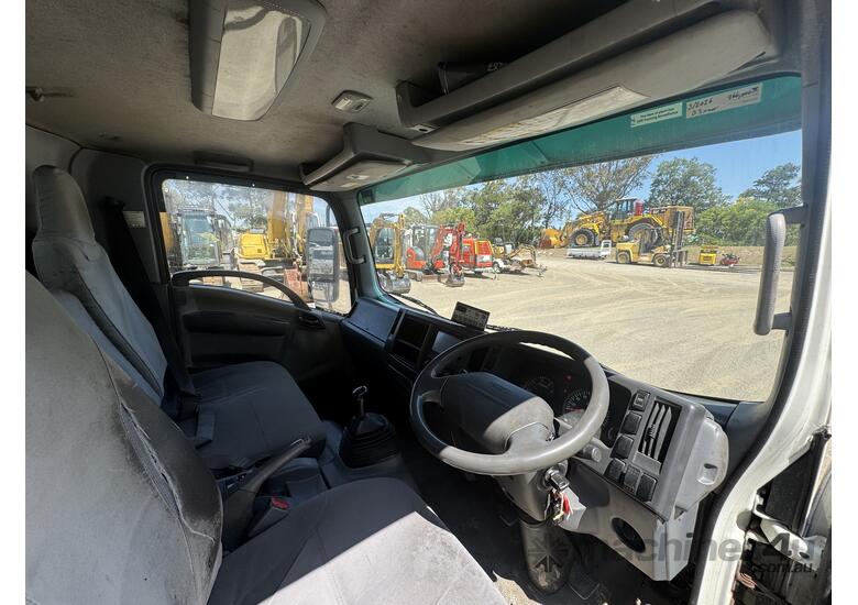 caption 2011 Isuzu NH NPR 200 4x2 Tipper (Ex Council)