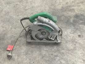 Hitachi C7YA Corded Circular Saw - picture0' - Click to enlarge