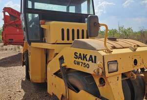 Sakai Multi-Tyre Roller Ready to Work