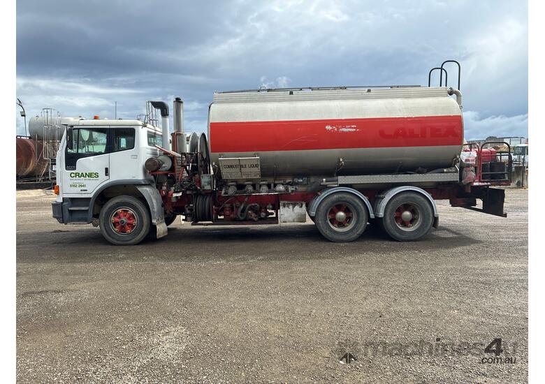 1999 International ACCO 2350G Tanker