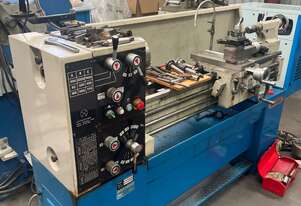 Hafco AL-1000C Taiwanese 240 Volt Centre Lathe