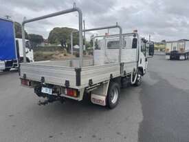 2017 Isuzu Npr 45 155 - picture0' - Click to enlarge