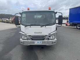 2017 Isuzu Npr 45 155 - picture2' - Click to enlarge