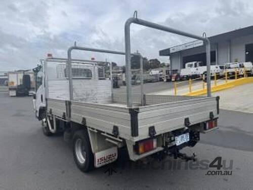 2017 Isuzu Npr 45 155